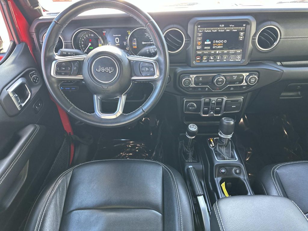 Thumbnail: 2022 Jeep Wrangler - 31