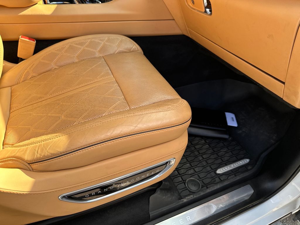 Used Car 2022 Jeep Grand Wagoneer  Series Iii For Sale Under $50,000 In Austin, Texas