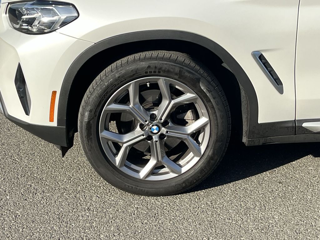 Thumbnail: 2023 BMW X3 - 10