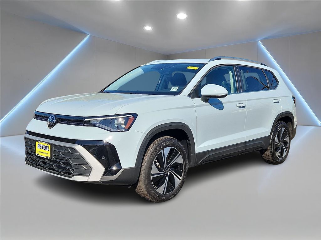 2026 Volkswagen Taos SE 4Motion