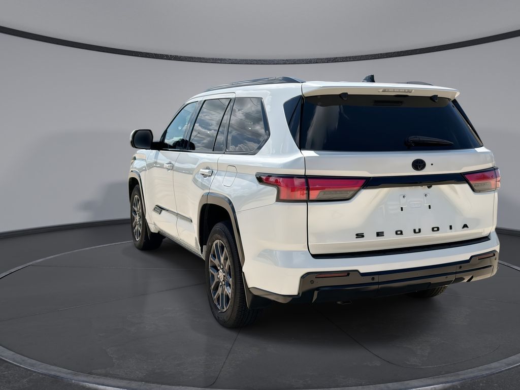 Thumbnail: 2023 Toyota Sequoia - 10
