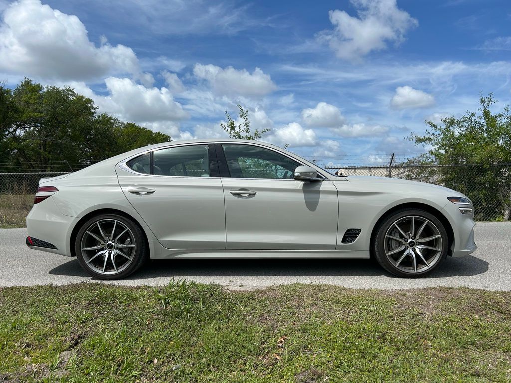 Thumbnail: 2025 Genesis G70 - 6