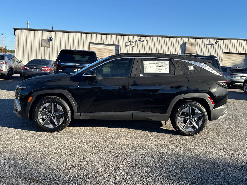 2026 Hyundai Tucson SEL Convenience photo 2