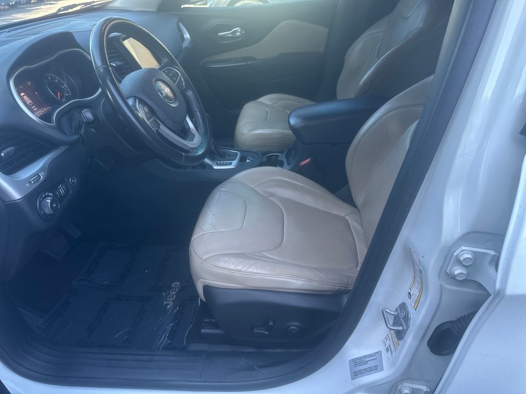 Used 2015 White Jeep Limited image 7