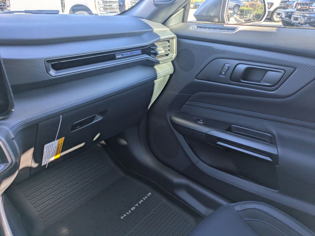 2026 Ford Mustang Dark Horse