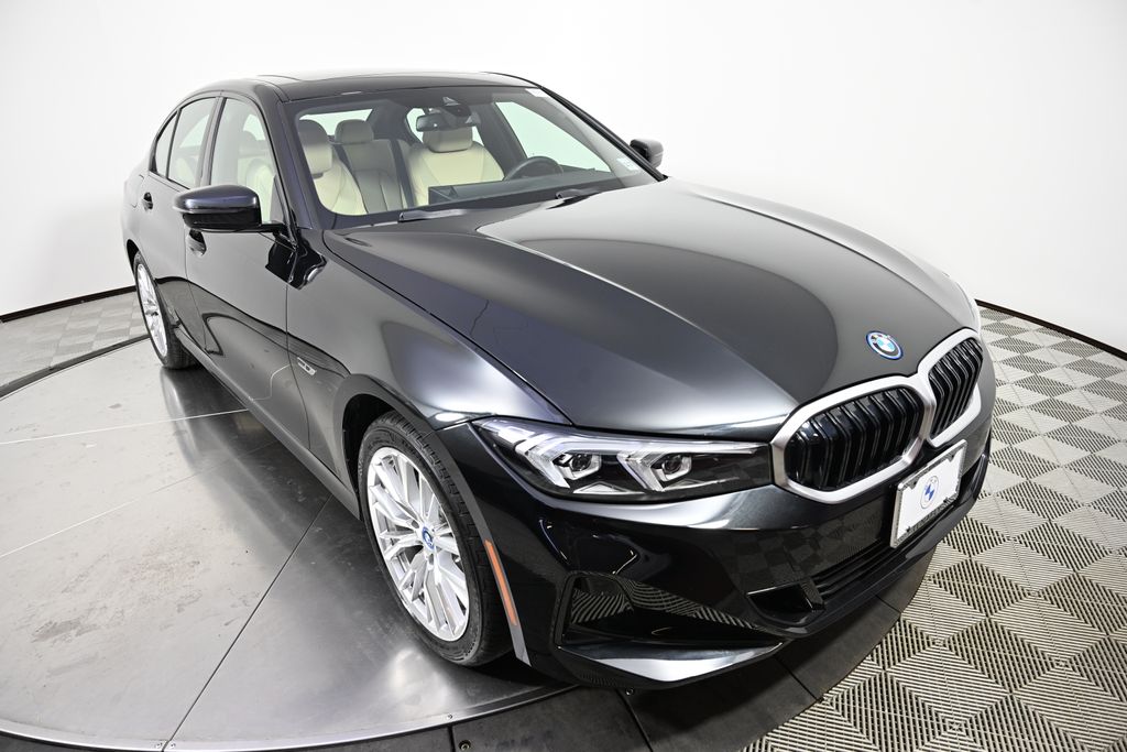 Thumbnail: 2023 BMW 3 Series - 7