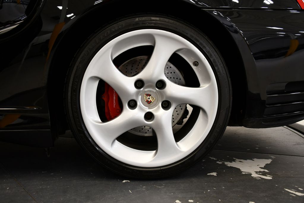 Thumbnail: 2003 Porsche 911 - 16