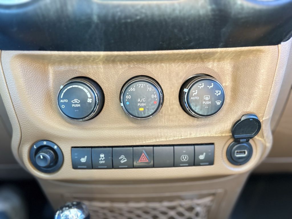 2014 Jeep Wrangler Unlimited Sahara White at Autostrade