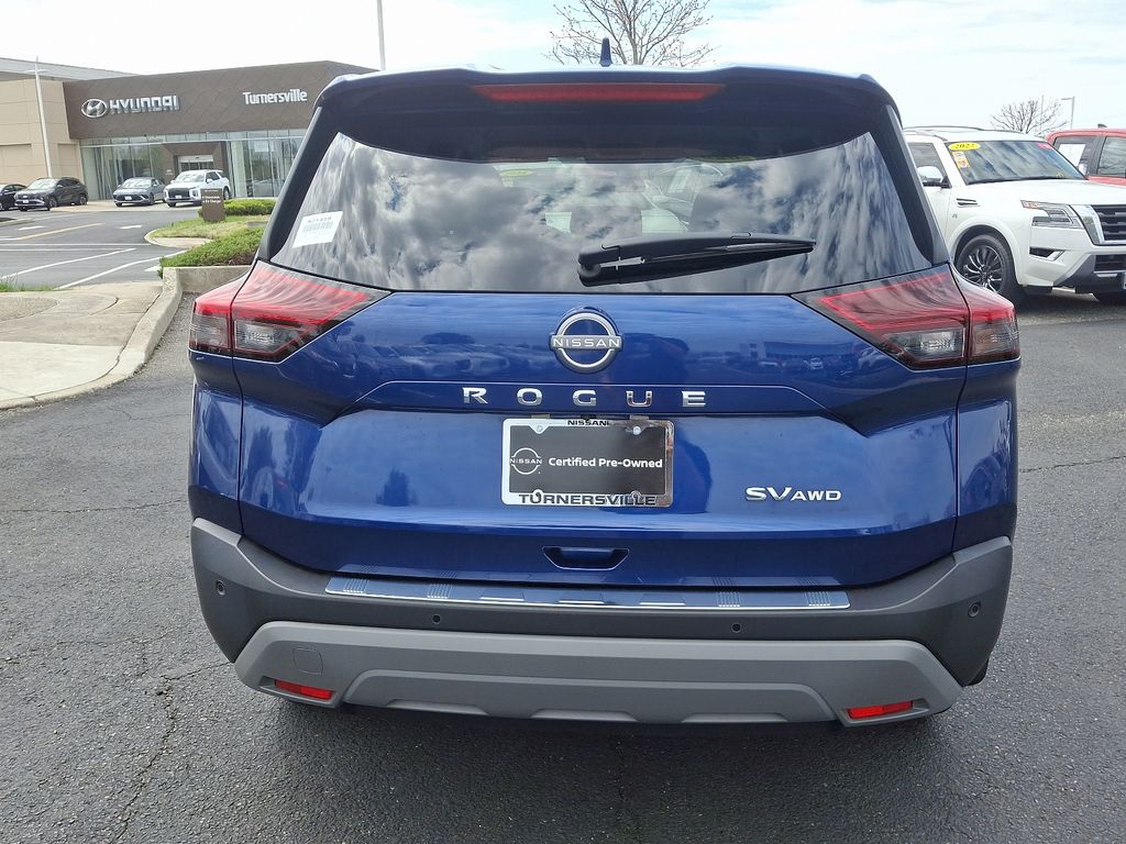 2022 Nissan Rogue SV 5