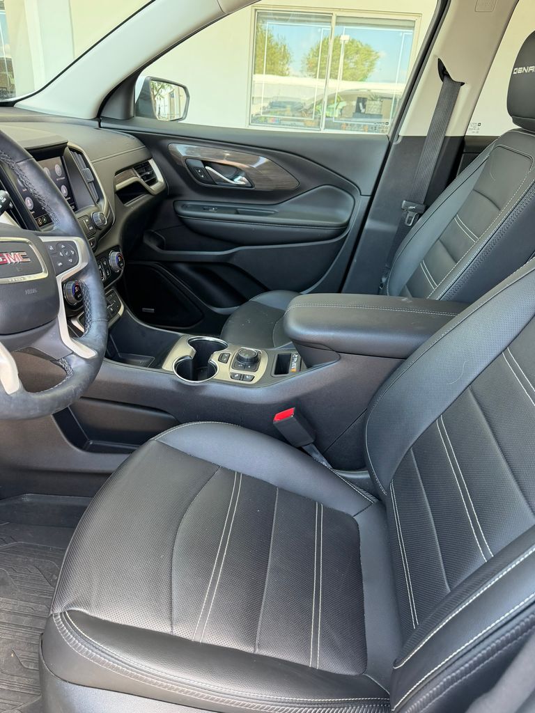 Used 2024 GMC Terrain SUV