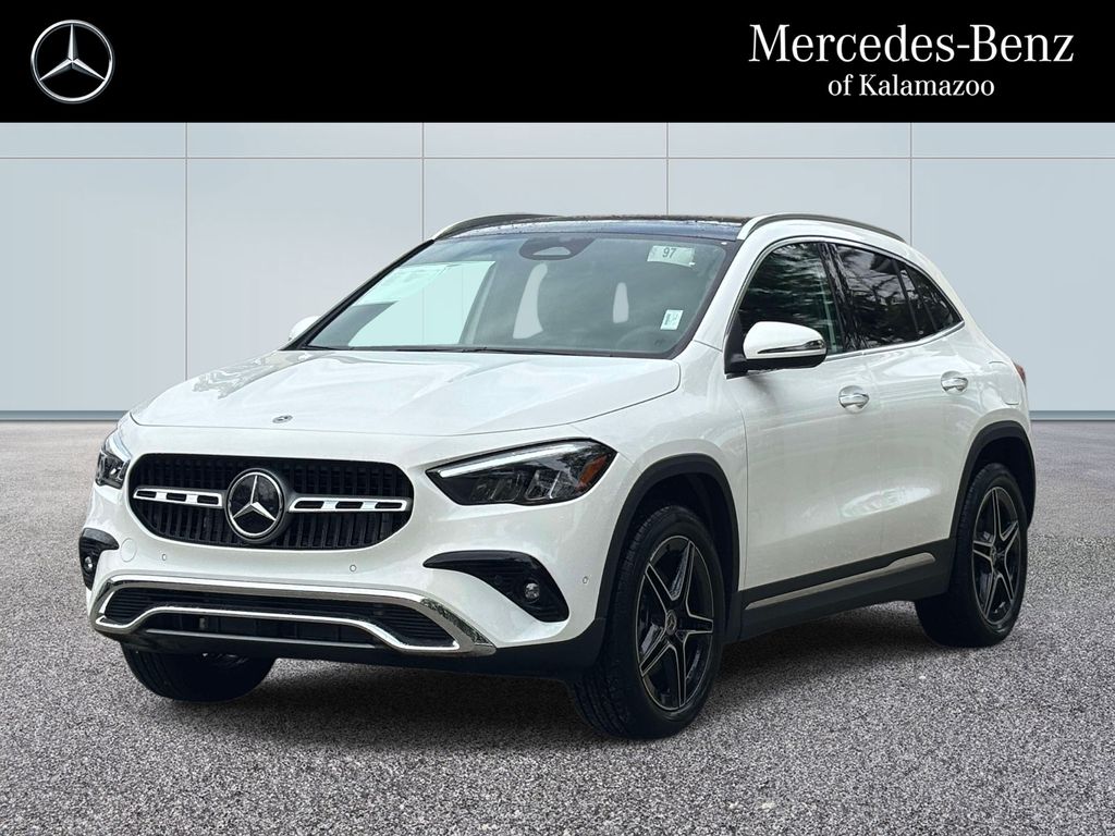 Polar White 2026 Mercedes-Benz GLA 250 4MATIC SUV / Crossover All-Wheel Drive 8-Speed Dual Clutch