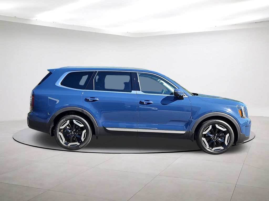 2023 Kia Telluride EX Black at Bob Mills Chevrolet