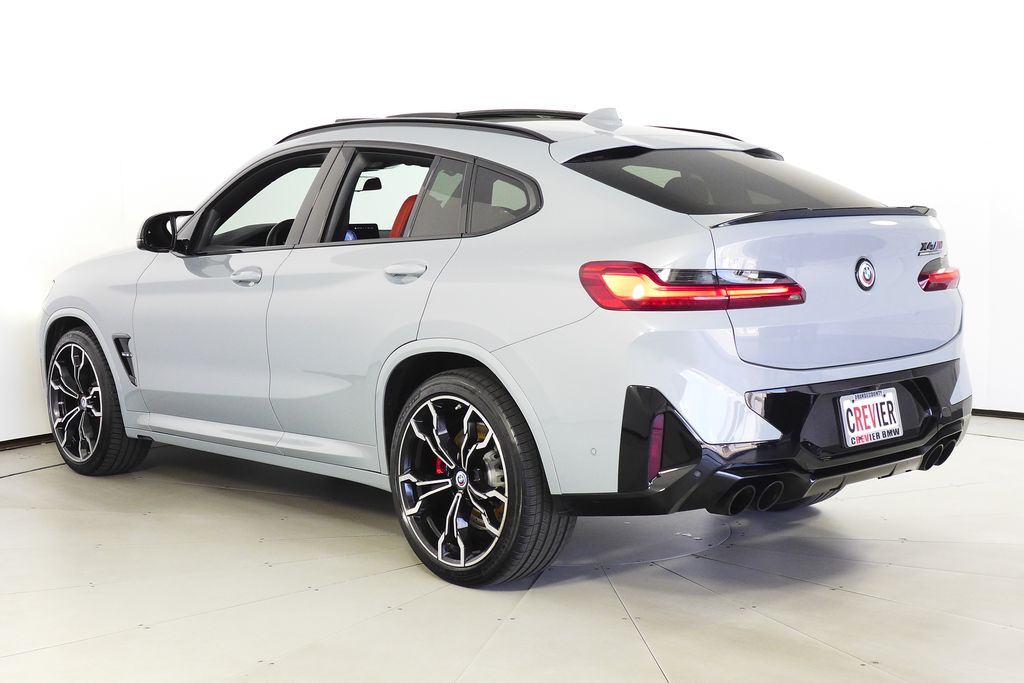 Thumbnail: 2022 BMW X4 - 10