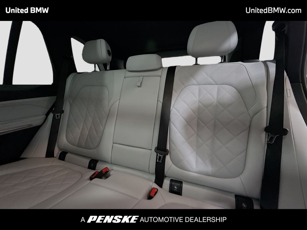 Thumbnail: 2025 BMW X5 - 13