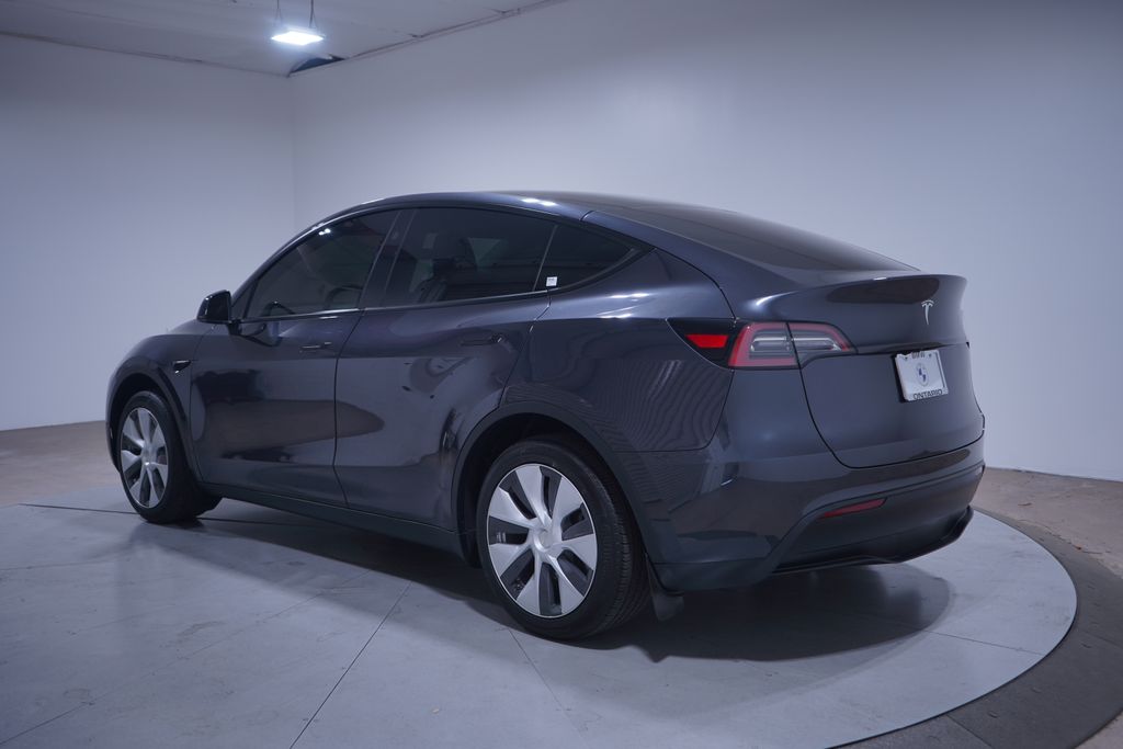 Thumbnail: 2024 Tesla Model Y - 3