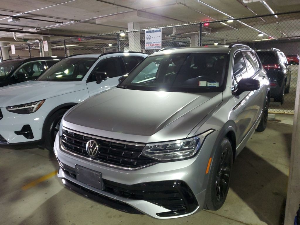 2023 Volkswagen Tiguan 2.0T SE R-Line Black