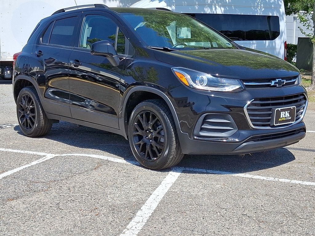 Mosaic Black Metallic 2022 Chevrolet Trax LT AWD SUV / Crossover All-Wheel Drive 6-Speed Automatic