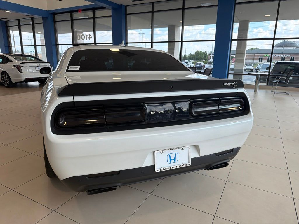 Thumbnail: 2015 Dodge Challenger - 4