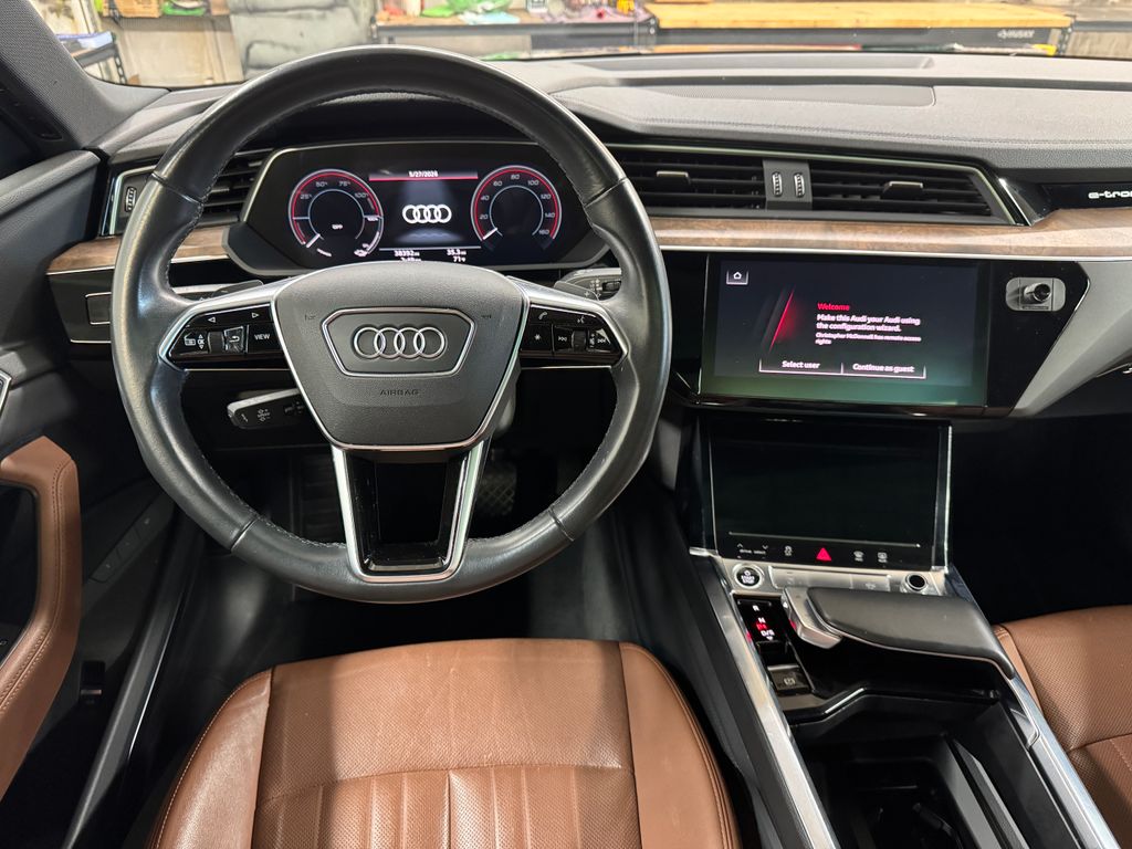 2022 Audi e-tron Sportback S line Premium Plus