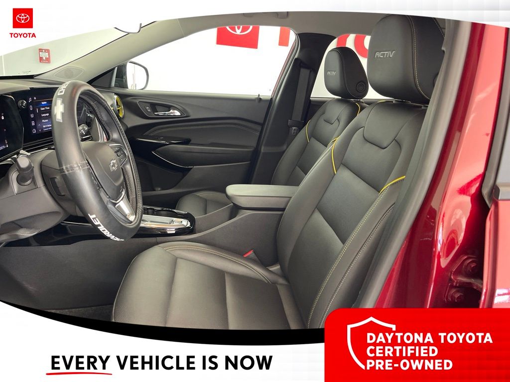 Used 2024 Chevrolet Trax SUV