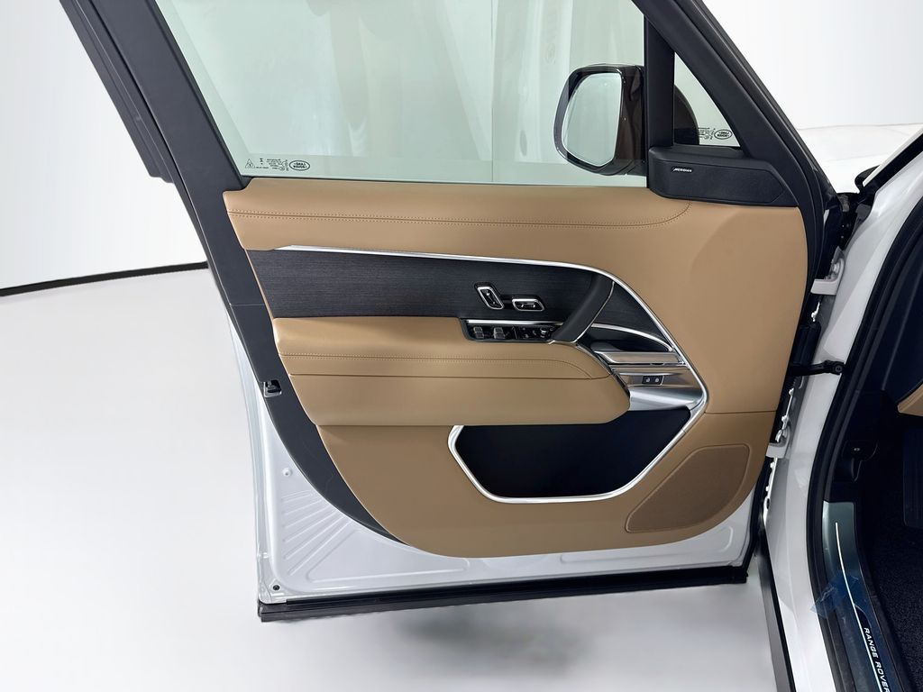 Thumbnail: 2026 Land Rover Range Rover - 26