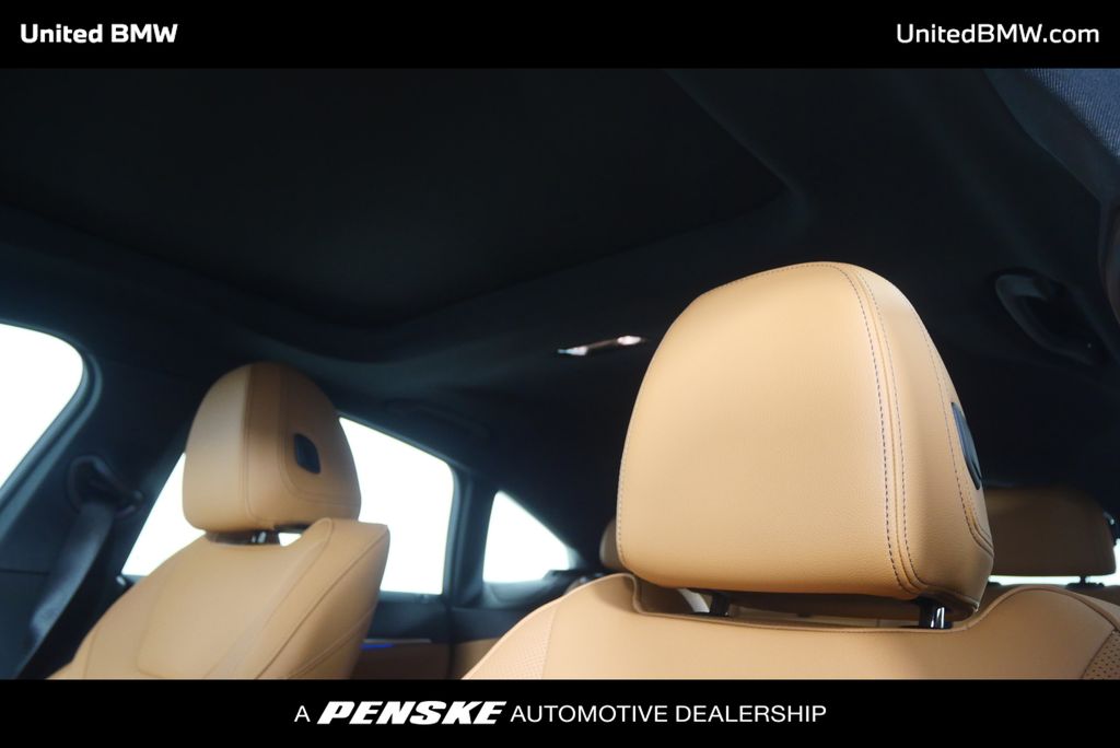 Thumbnail: 2026 BMW i4 - 12