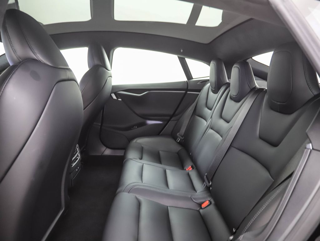 2021 Tesla Model S Long Range 20