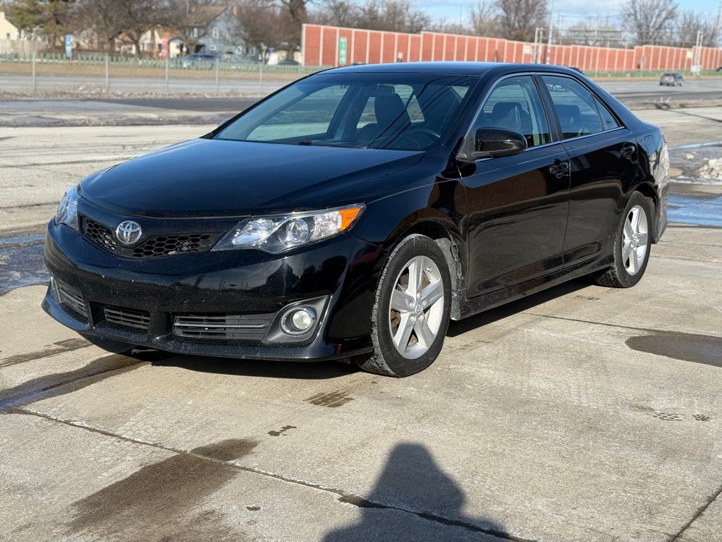 2013 Toyota Camry SE