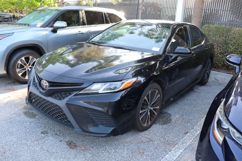 2018 Toyota Camry SE -
                West Palm Beach, FL