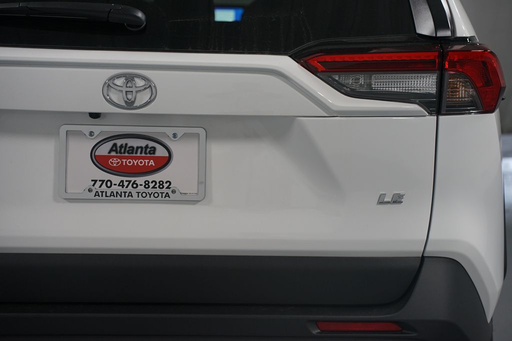 Thumbnail: 2025 Toyota RAV4 - 10