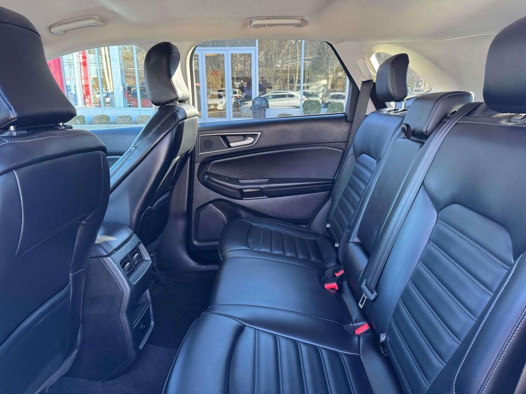 2024 Ford Edge SEL - Photo 11