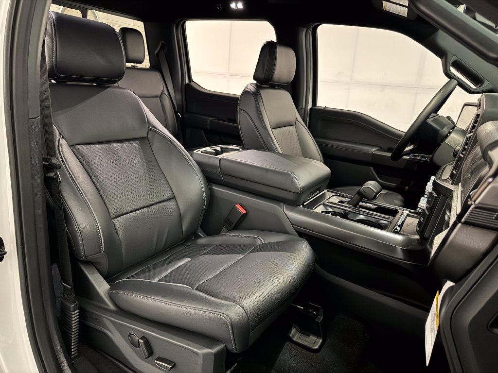 New 2026 White Ford Lariat image 28