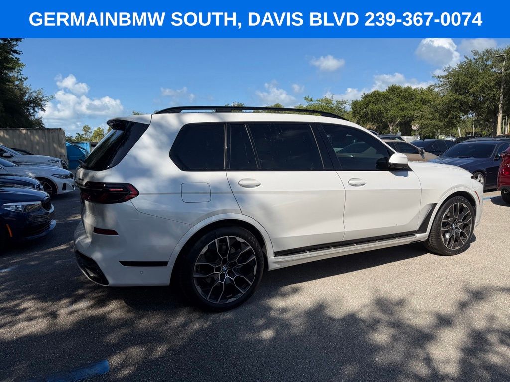 Used 2023 White BMW xDrive40i image 9