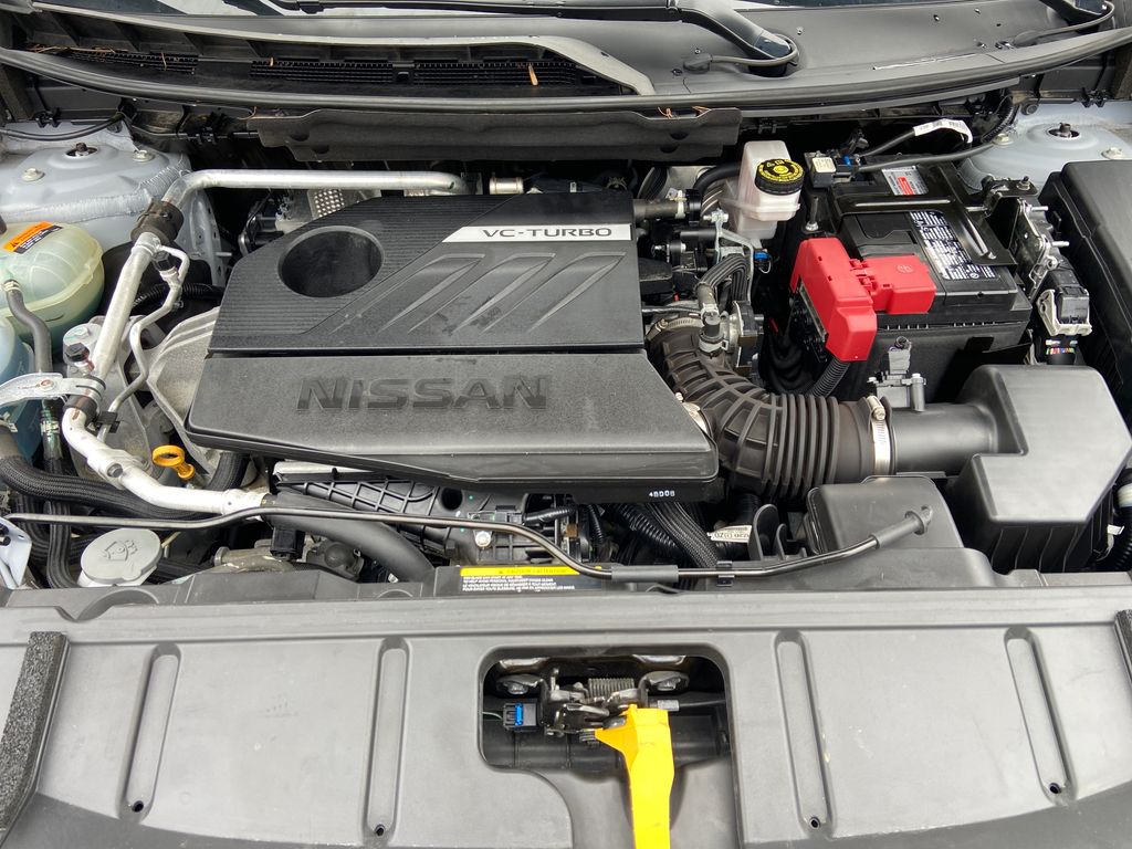 2024 Nissan Rogue SL - 9