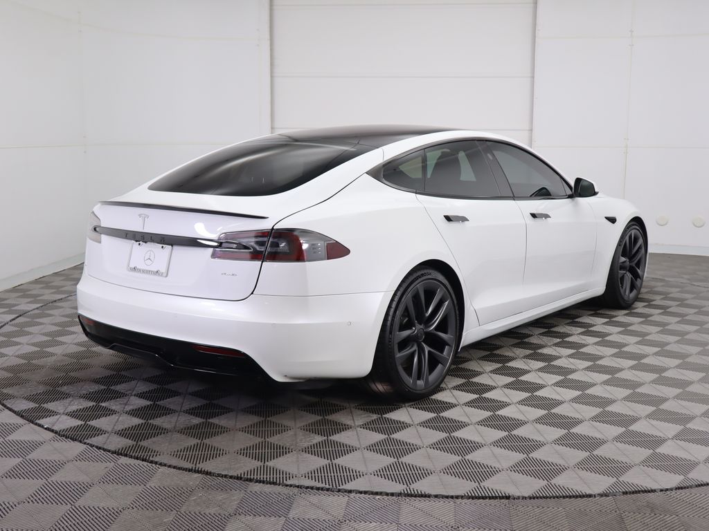 2022 Tesla Model S Plaid 5