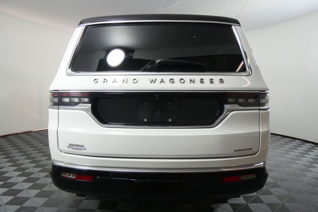 Thumbnail: 2024 Jeep Grand Wagoneer L - 4