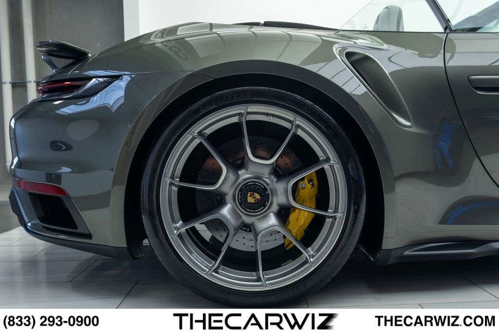 2023 Porsche 911