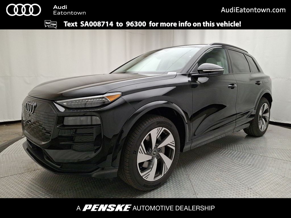 2025 Audi e-tron Premium -
                Eatontown, NJ