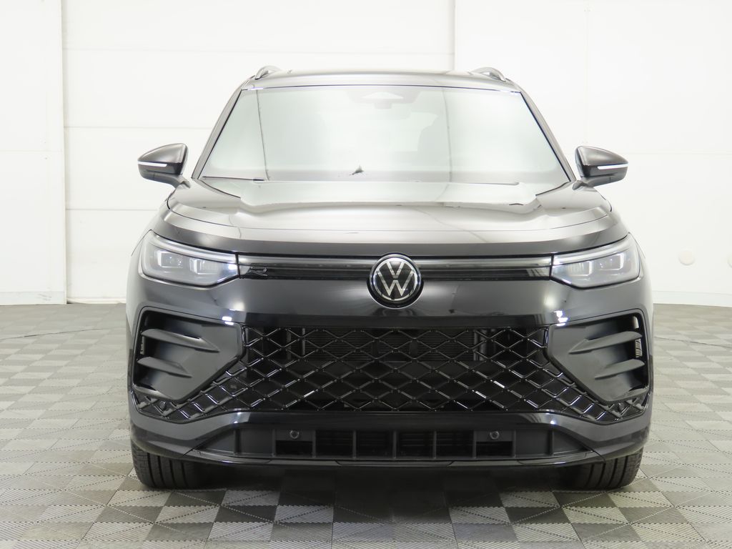 2025 Volkswagen Tiguan SE R-Line Black 3