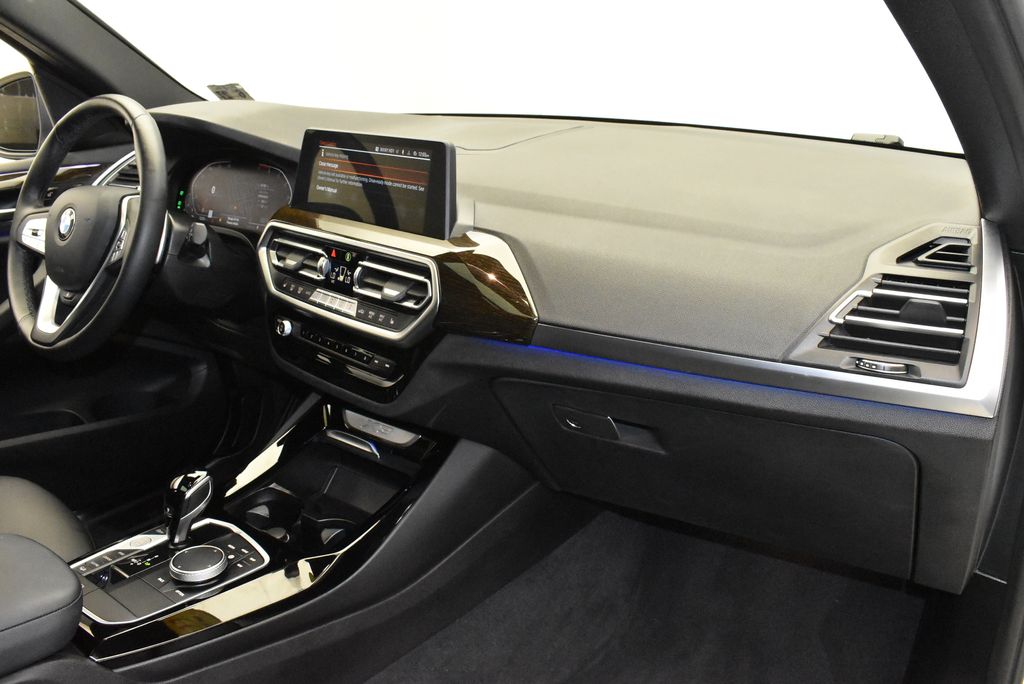 Thumbnail: 2022 BMW X3 - 27