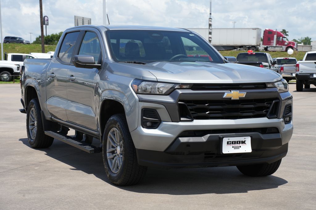 2024 Chevrolet Colorado LT - 1