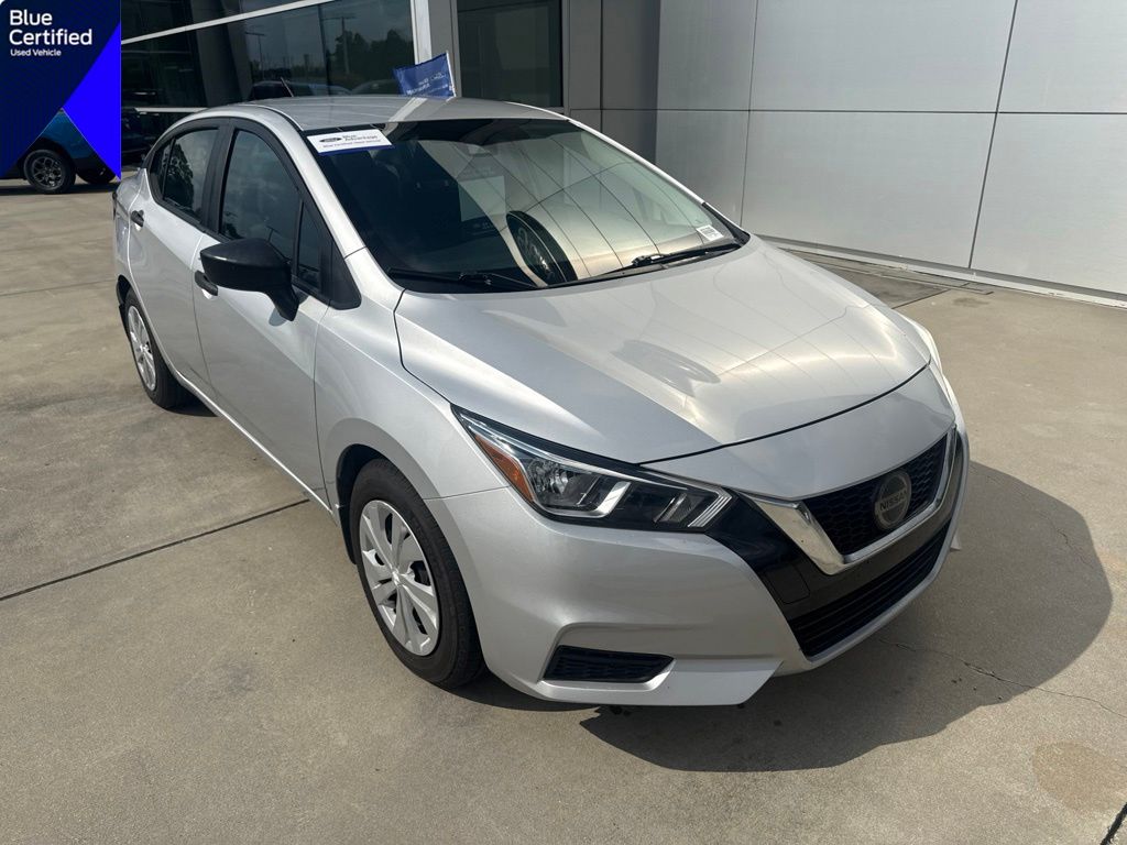 Brilliant Silver Metallic 2021 Nissan Versa Sedan Front-Wheel Drive Continuously Variable Transmission
