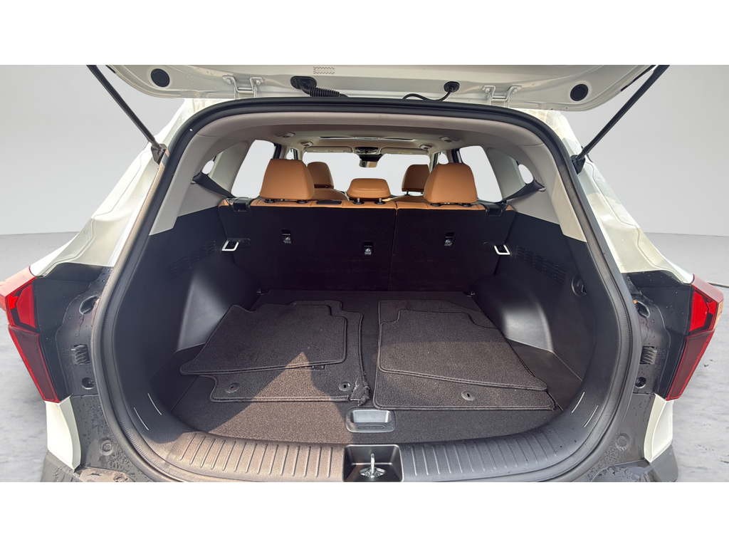 Used 2025 Kia Seltos SUV