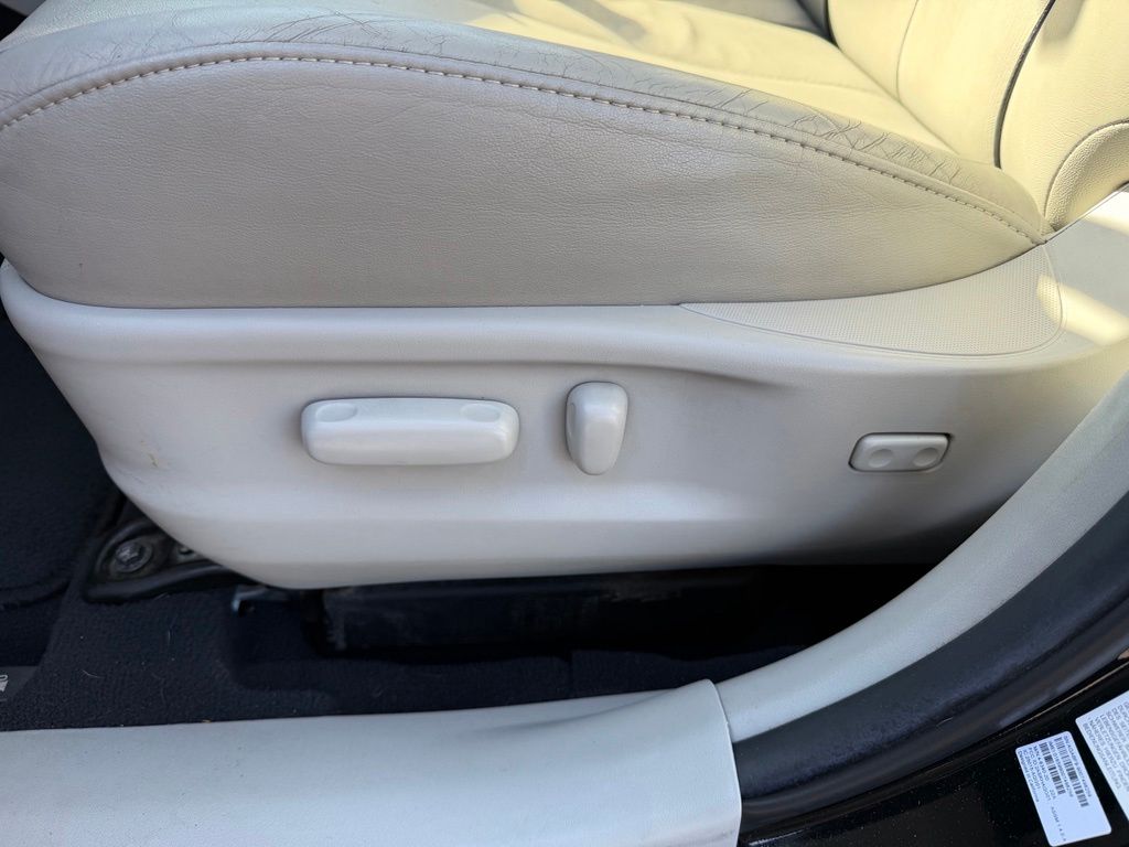 Used 2013 Toyota Venza SUV
