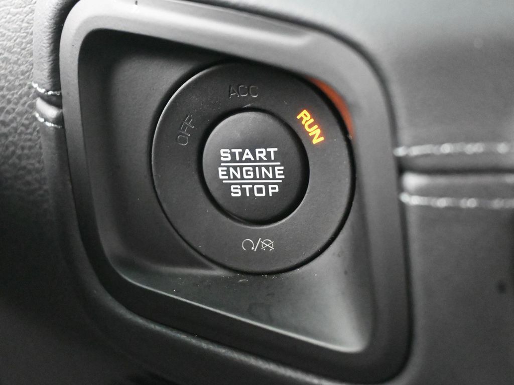 Used 2025 Black Clearcoat Jeep Rubicon 392 image 25