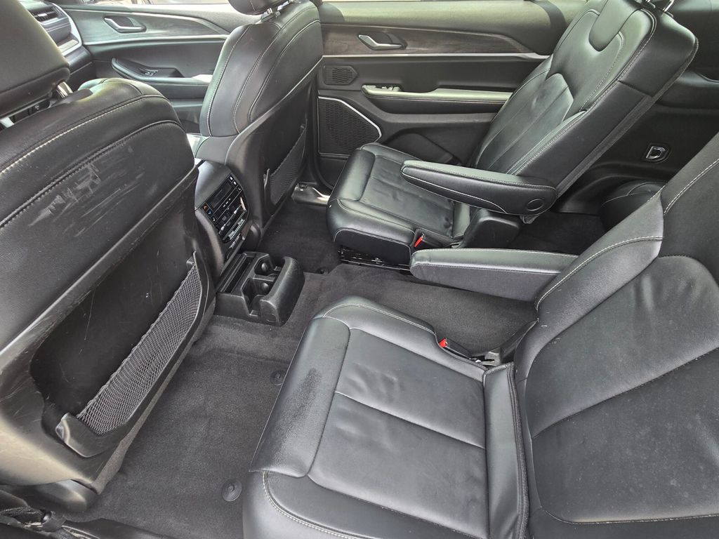 2022 Jeep Cherokee - $23,800