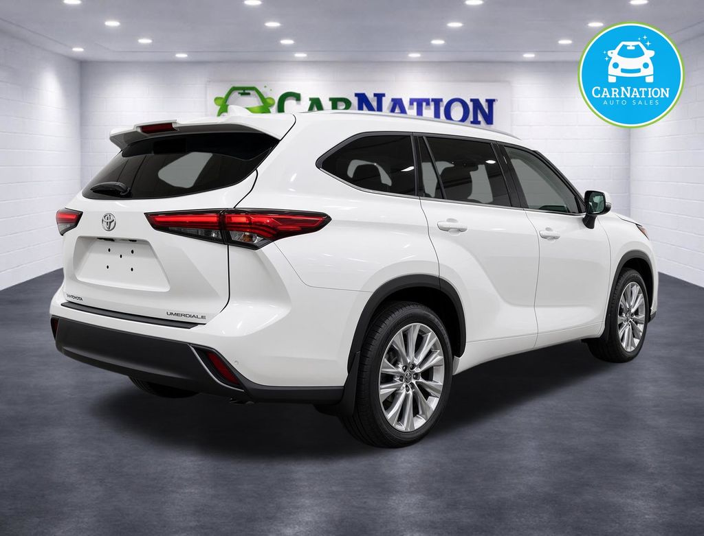 Photo 5 of 2020 Toyota Highlander Limited