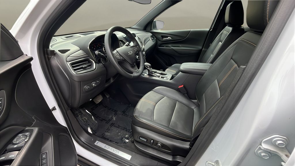 used 2024 Chevrolet Equinox car, priced at $28,950