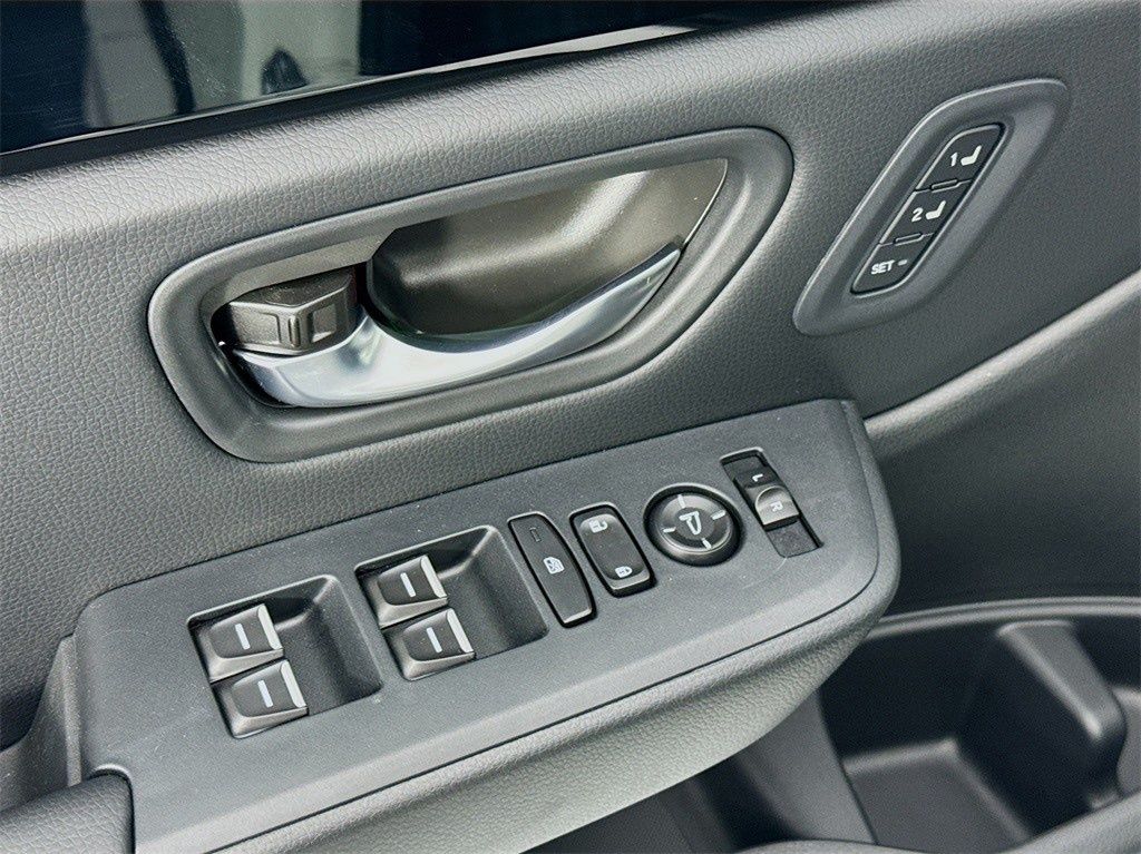 Used Car 2025 Honda Pilot  Utility Ex-l All Wheel Drive For Sale Under $50,000 In Austin, Texas