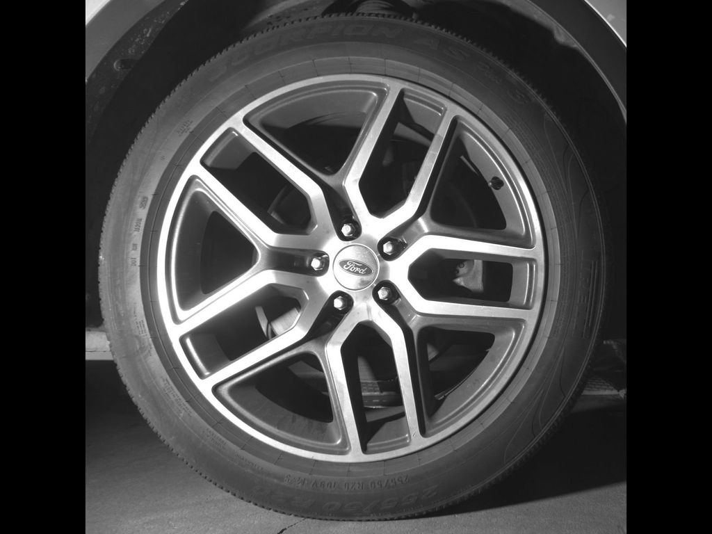 Used 2017 White Platinum Clearcoat Metallic Ford Sport image 10